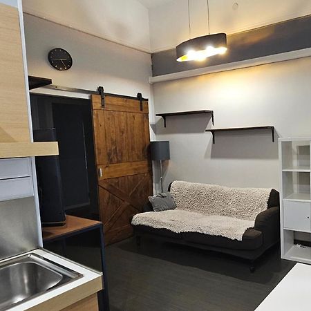 Central Dob Apartman Boedapest Buitenkant foto
